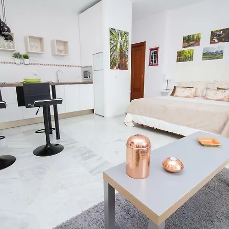 Good Vibes Estudio Deluxe Trinidad 1 Apartament Malaga